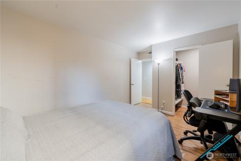 323 75th Street SE Everett WA 98203