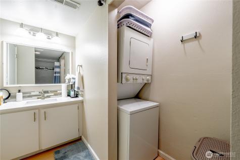 323 75th Street SE Everett WA 98203