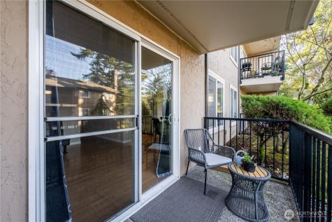 323 75th Street SE Everett WA 98203