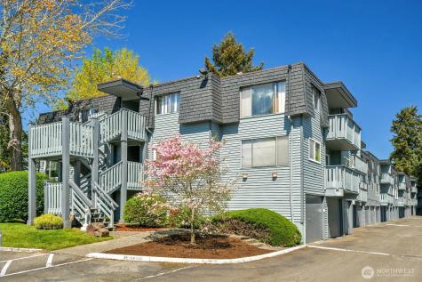 7217 NE 175th Street Kenmore WA 98028
