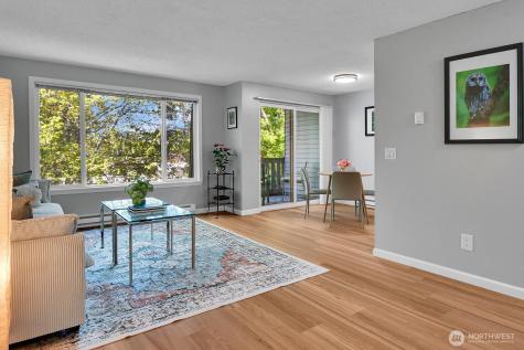 7217 NE 175th Street Kenmore WA 98028