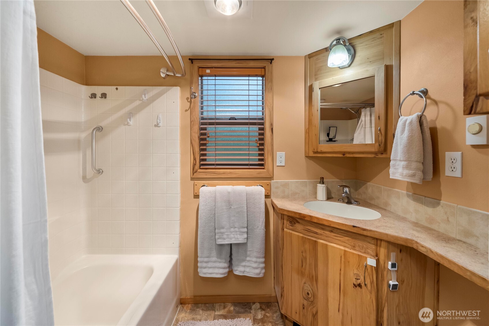 1546 Reservation Rd SE Olympia WA 98513
