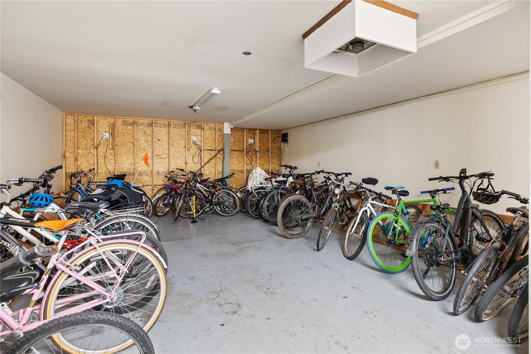 5818 NE 70th Street Seattle WA 98115
