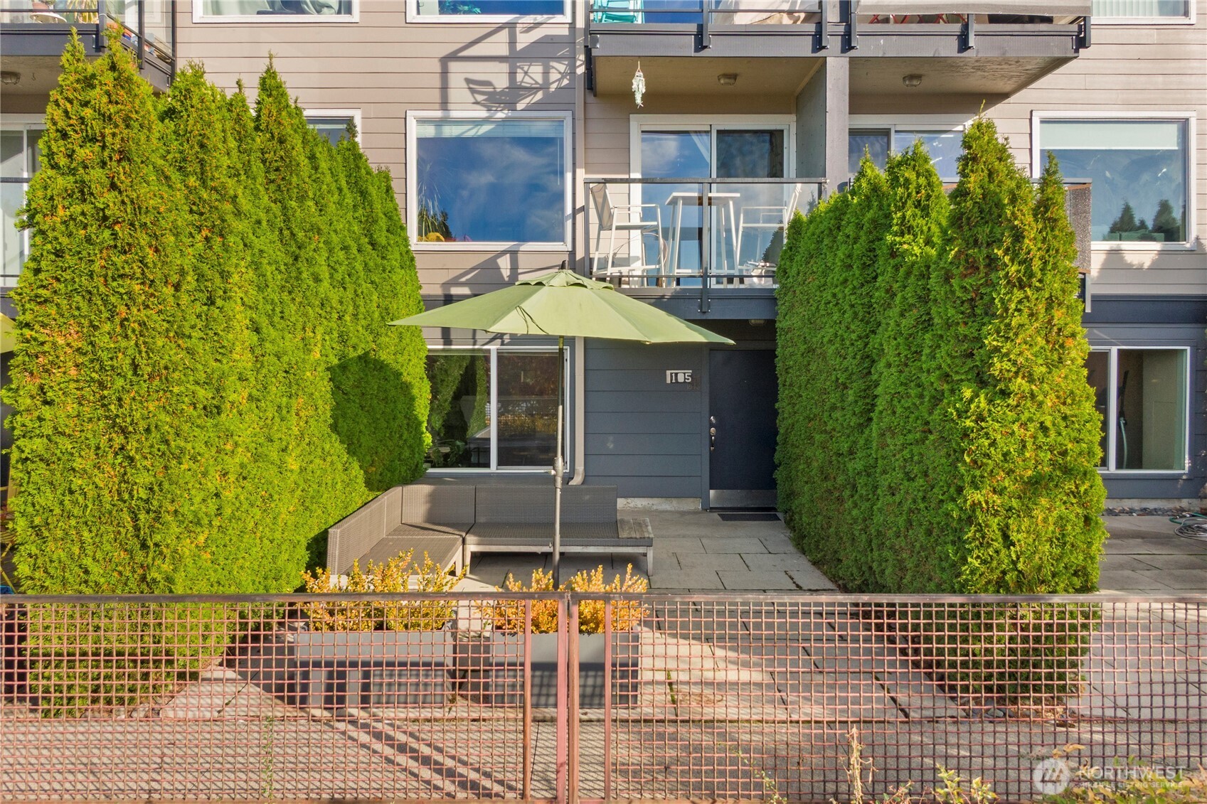 3420 15th Avenue W Seattle WA 98119