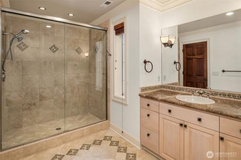 10132 NE 59th Street Kirkland WA 98033