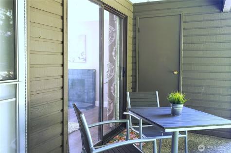 12200 100th Avenue NE Kirkland WA 98034