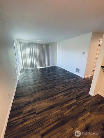 14006 SE 6th Bellevue WA 98007