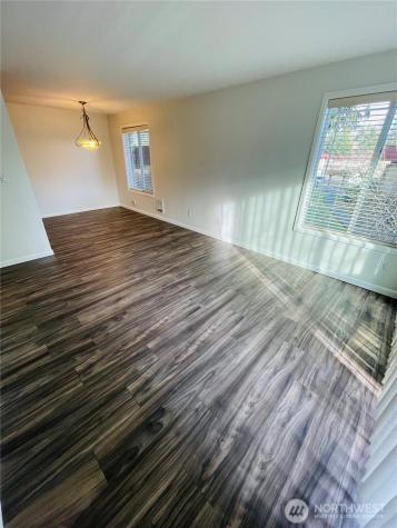 14006 SE 6th Bellevue WA 98007