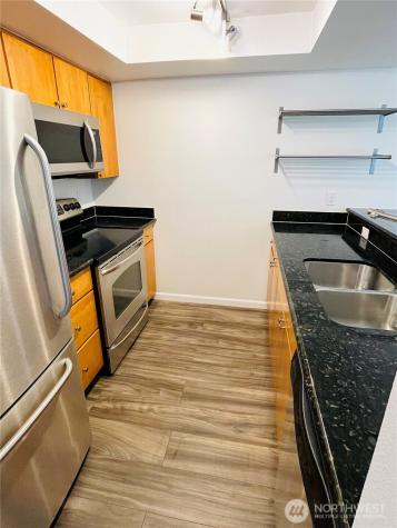 14006 SE 6th Bellevue WA 98007