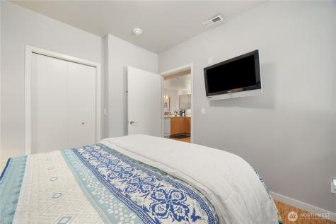 2220 W Woodin Avenue Chelan WA 98816