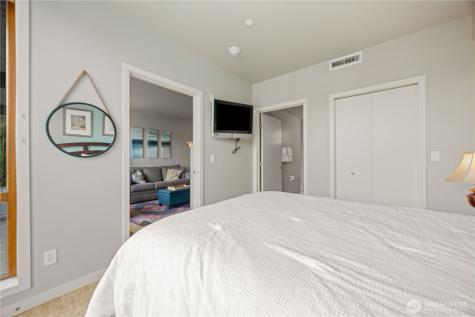 2220 W Woodin Avenue Chelan WA 98816