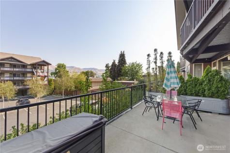 2220 W Woodin Avenue Chelan WA 98816