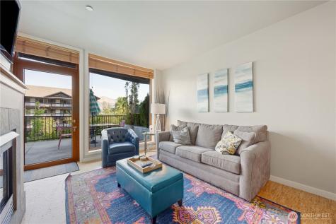 2220 W Woodin Avenue Chelan WA 98816