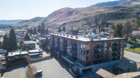 2220 W Woodin Avenue Chelan WA 98816