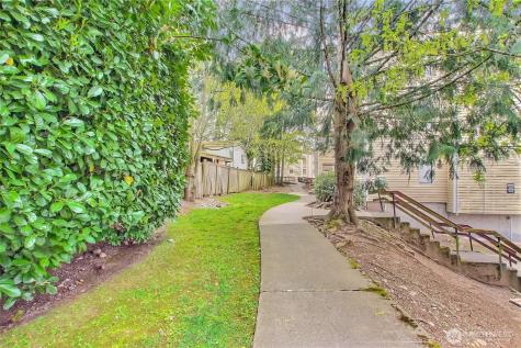 29645 18th Avenue S Federal Way WA 98003