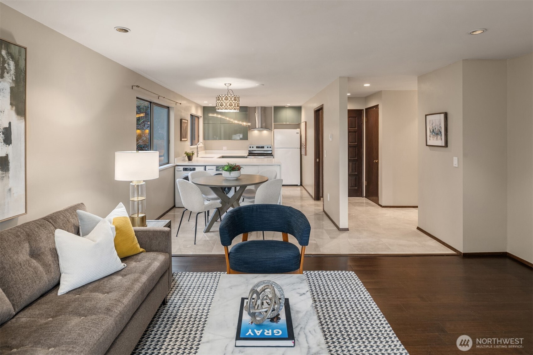 5220 21st Avenue NE Seattle WA 98105