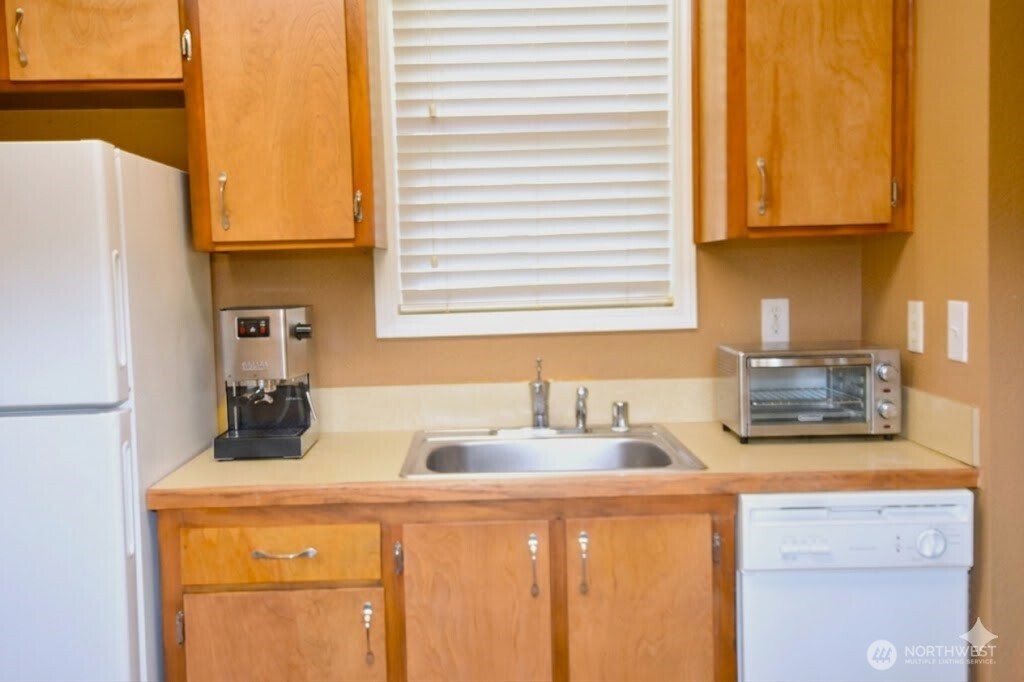 2629 Rucker Avenue Everett WA 98201