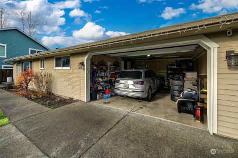 1633 150th Street SW Lynnwood WA 98087