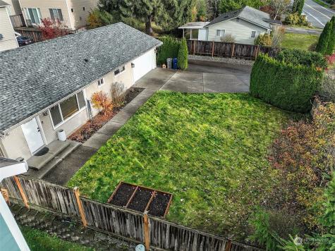 1633 150th Street SW Lynnwood WA 98087