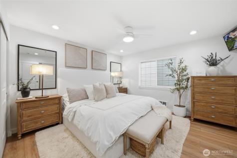 25025 SE Klahanie Boulevard Sammamish WA 98029