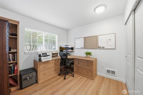 25025 SE Klahanie Boulevard Sammamish WA 98029