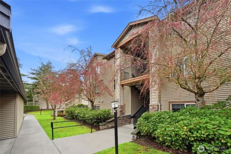 25025 SE Klahanie Boulevard Sammamish WA 98029