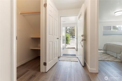 12230 SE 60th Street Bellevue WA 98006