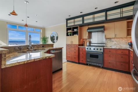 6042 Seaview Avenue NW Seattle WA 98107