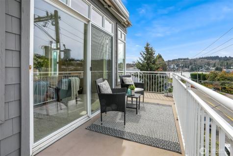 6042 Seaview Avenue NW Seattle WA 98107