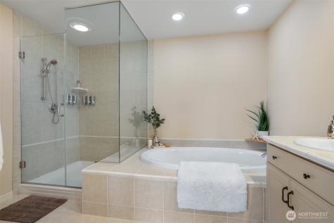6042 Seaview Avenue NW Seattle WA 98107