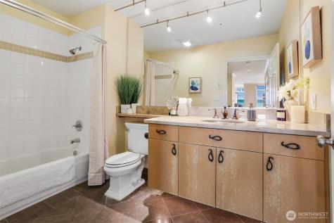 6042 Seaview Avenue NW Seattle WA 98107