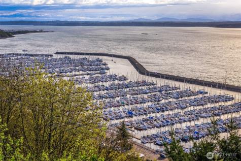 6042 Seaview Avenue NW Seattle WA 98107