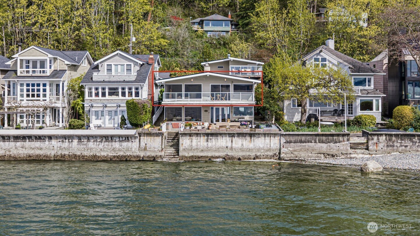 7125 Beach Drive SW Seattle WA 98136