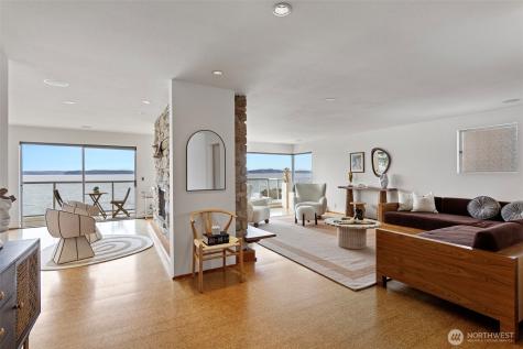 7125 Beach Drive SW Seattle WA 98136