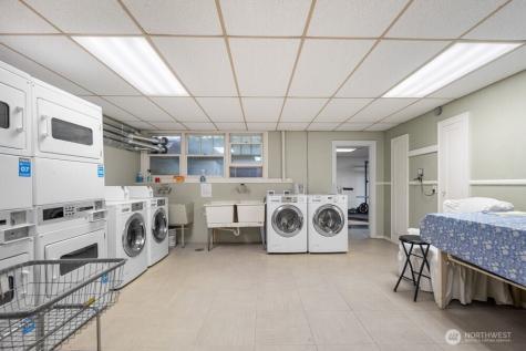 519 W Roy Street Seattle WA 98119