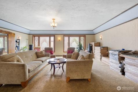 519 W Roy Street Seattle WA 98119