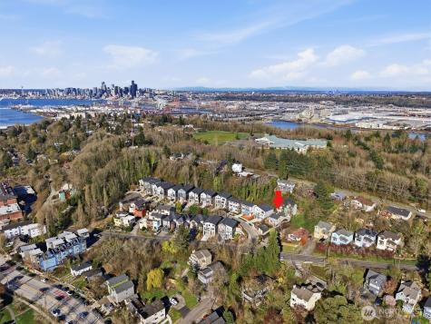 4582 22nd Avenue SW Seattle WA 98106