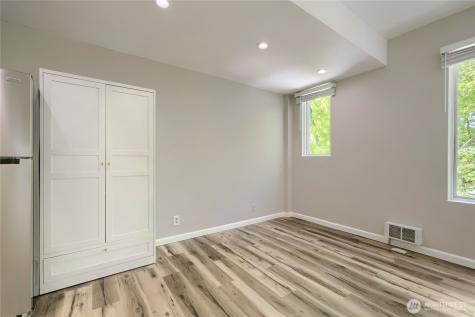 2700 4th Avenue Seattle WA 98121