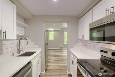 2700 4th Avenue Seattle WA 98121