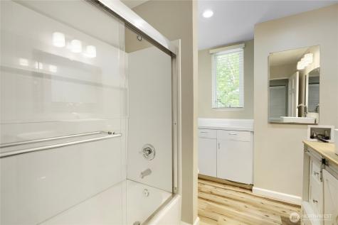 2700 4th Avenue Seattle WA 98121