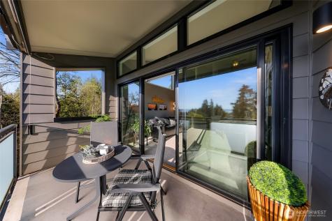 11230 NE 68th Street Kirkland WA 98033