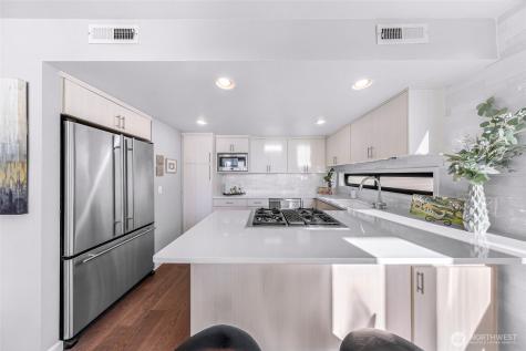 11230 NE 68th Street Kirkland WA 98033