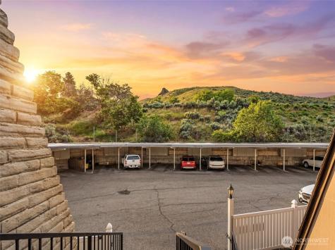 1818 Skyline Drive Wenatchee WA 98801