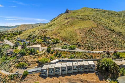 1818 Skyline Drive Wenatchee WA 98801