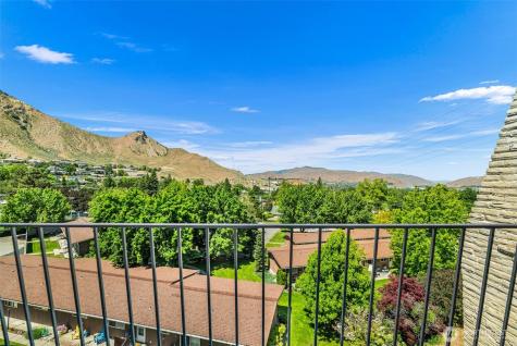 1818 Skyline Drive Wenatchee WA 98801