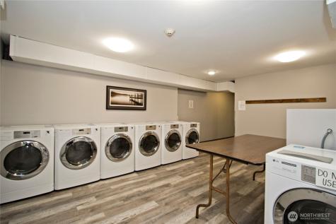 5021 Ripley Lane N Renton WA 98056