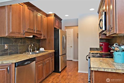 5021 Ripley Lane N Renton WA 98056