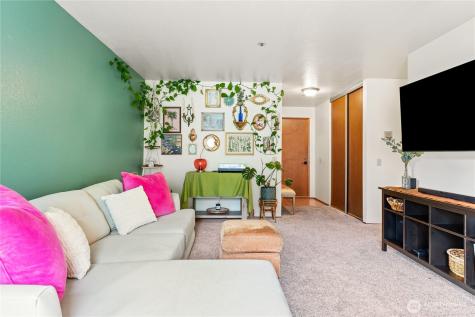 2619 Rucker Avenue Everett WA 98201