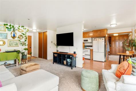 2619 Rucker Avenue Everett WA 98201