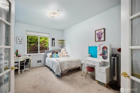 107 164th Street SE Bothell WA 98012